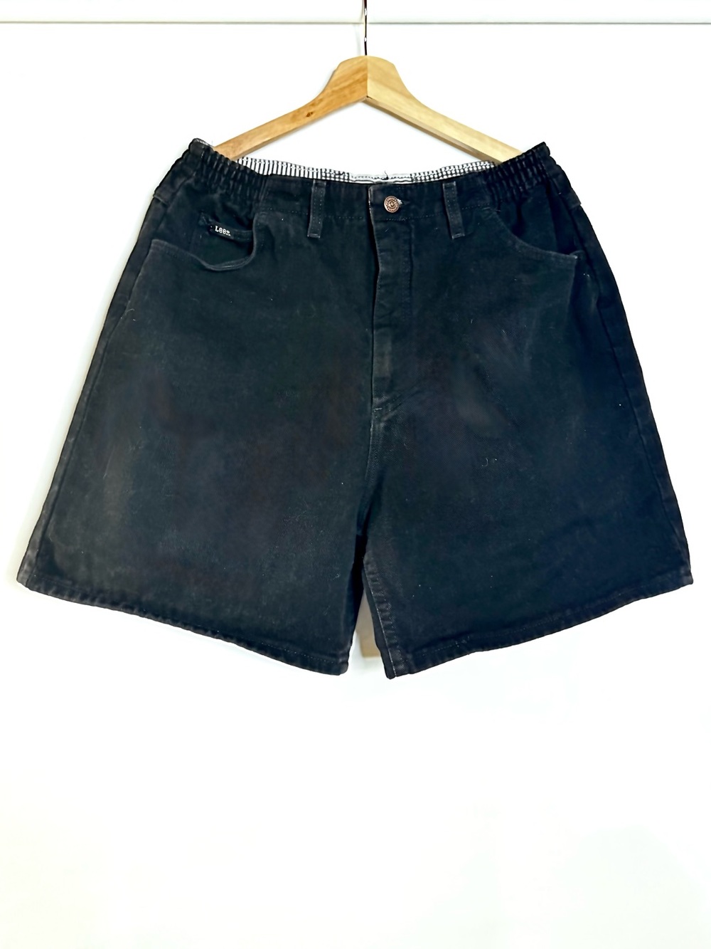 Vintage 90s LEE Black Elastic-Waist Shorts